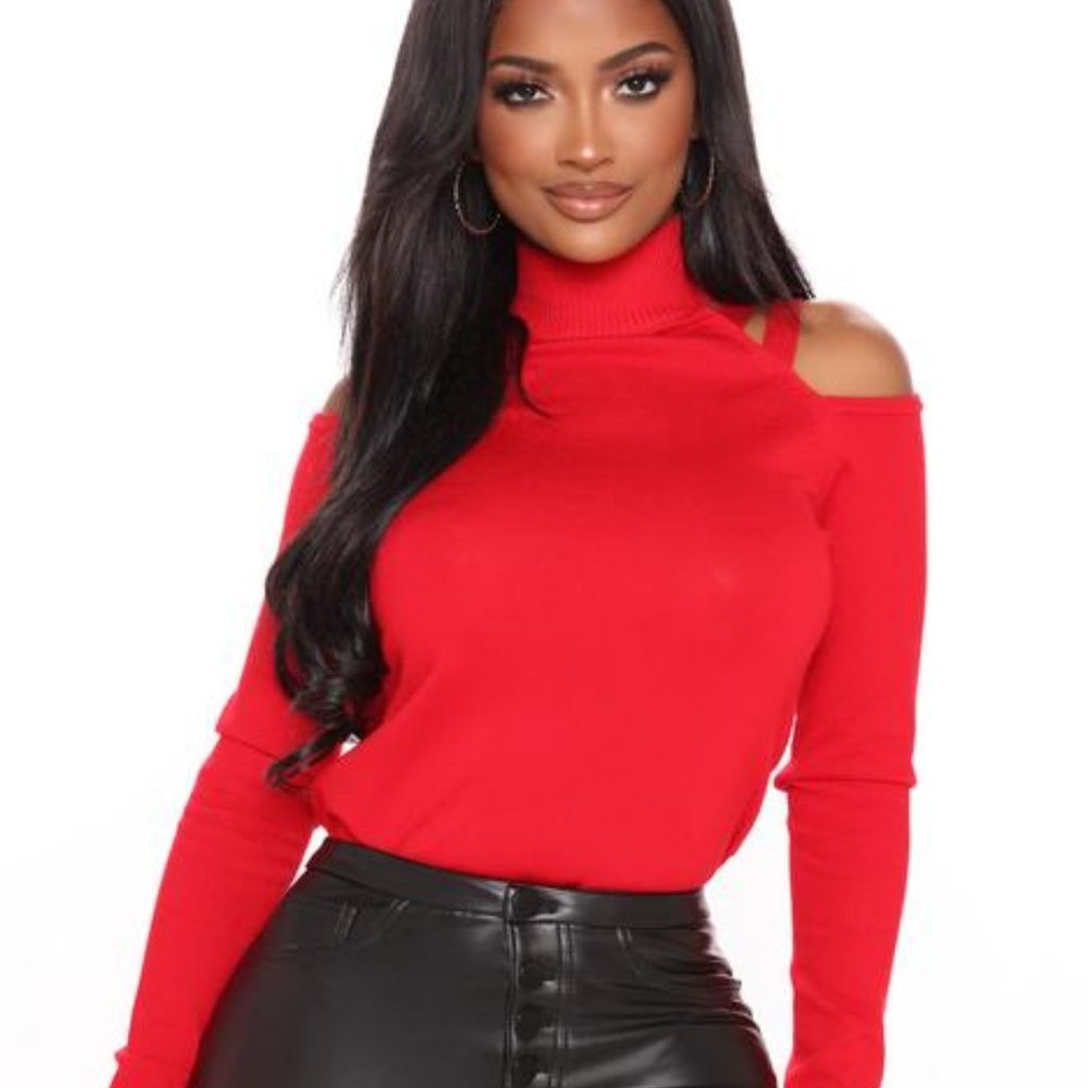 LAST REDUCTION BEFORE DONATION Destination Chic Sweater  Red SIZE S NEW WITH TAG